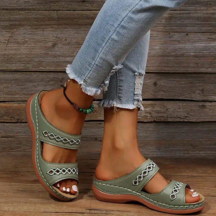 Neue Damen Plateau-Pantoletten mit Muffin-Sohle für den Frühling - Damenmode online kaufen | Isabell Boutique