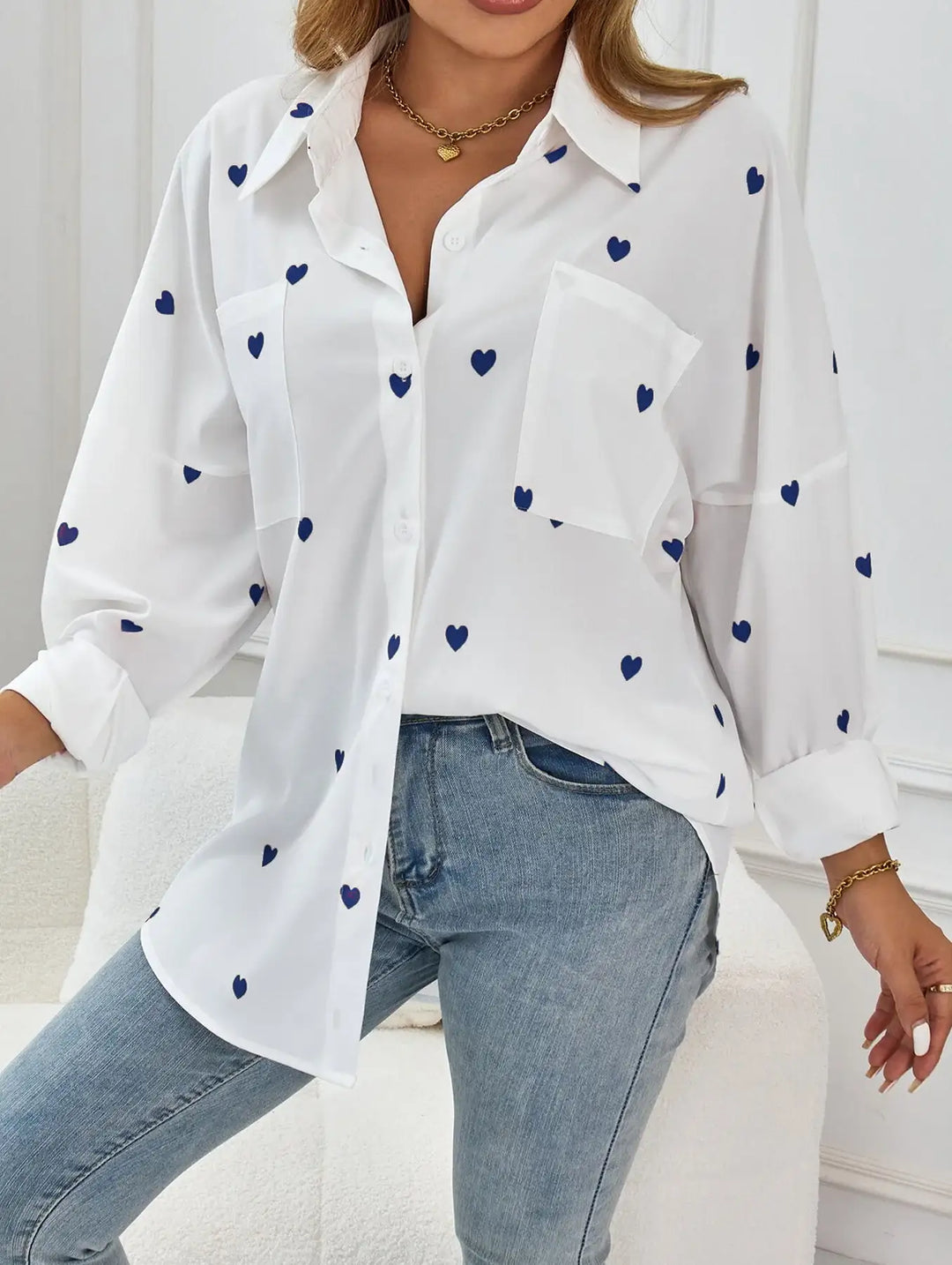 Lässige Damenbluse mit Love-Print in lockerem Schnitt für den Alltag - Damenmode online kaufen | Isabell Boutique