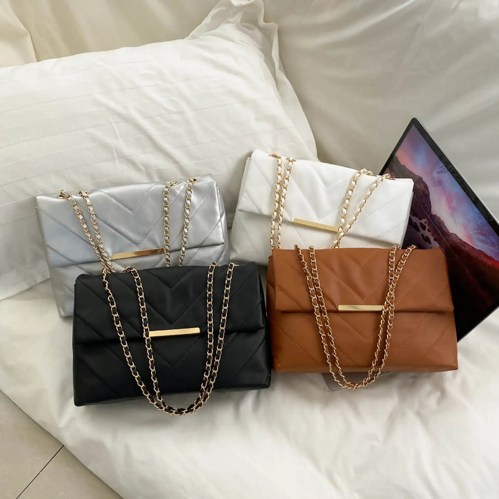 Schlichte Tragbare Lässige Modische Crossbody-Tasche mit Diamantstickerei und Kettenriemen - Damenmode online kaufen | Isabell Boutique