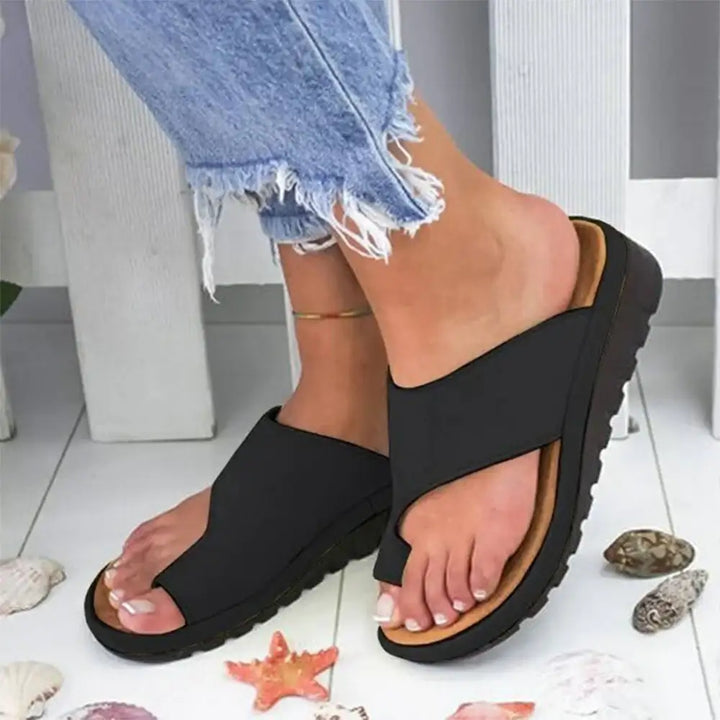 Schwarze Damen Zehentrenner Sandalen, bequemer Stil. IsabellBoutique030