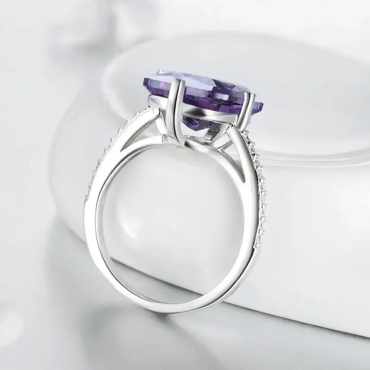 Luxuriöser Rechteckiger Zirkonring mit Edelsteinbesatz - Damenmode online kaufen | Isabell Boutique