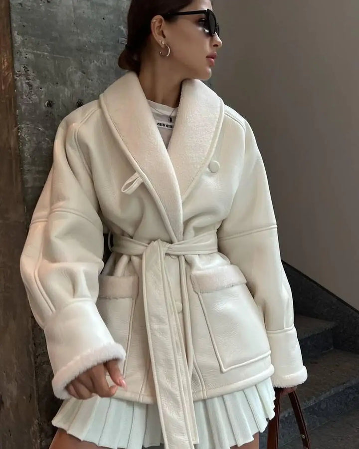 Cremefarbene Lederjacke mit Bindegürtel und Kragen, modern, IsabellBoutique030