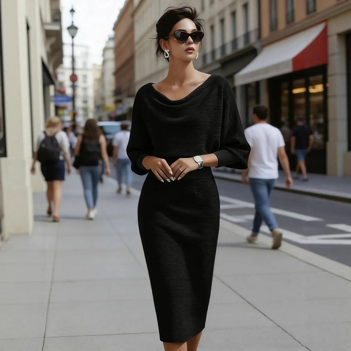 Elegantes, figurbetontes Damenkleid in einfarbigem Design (Plus Size) mit edlem Look - Damenmode online kaufen | Isabell Boutique