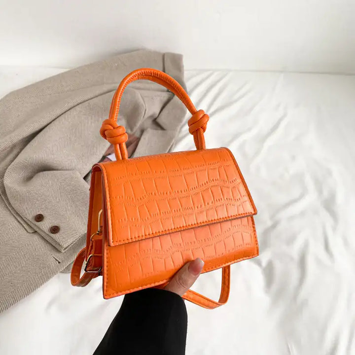 Orange Handtasche mit Krokodil-Optik, Damenmode von IsabellBoutique030