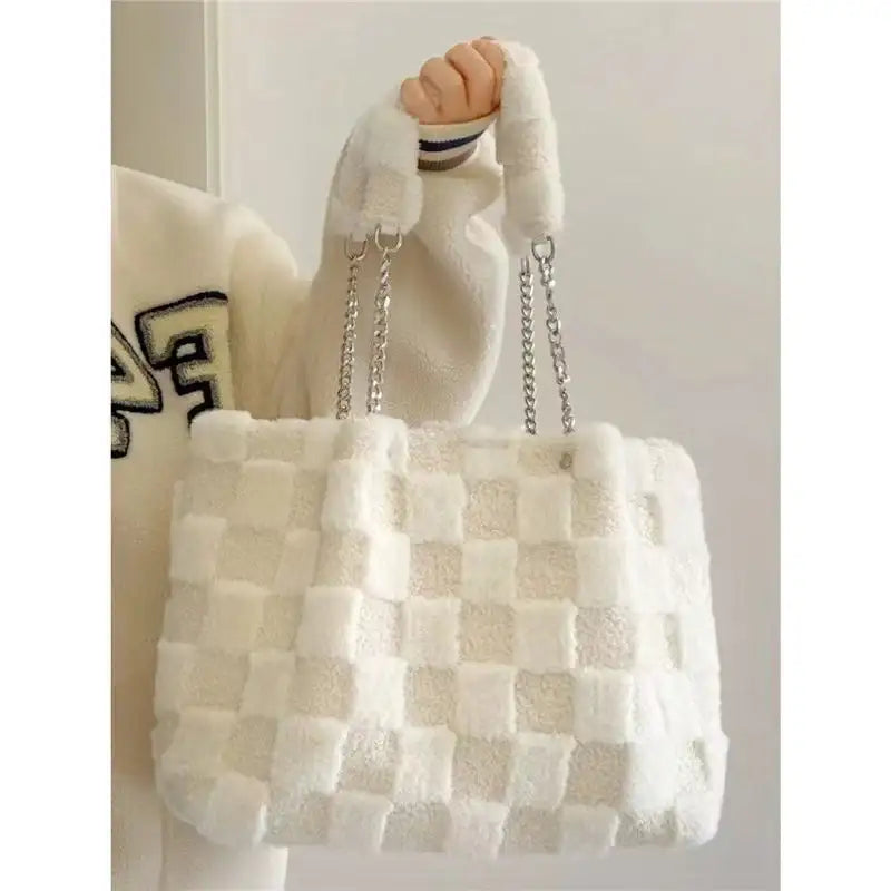 Weiße Plüsch-Schultertasche – Lässige Tote Bag - Damenmode online kaufen | Isabell Boutique