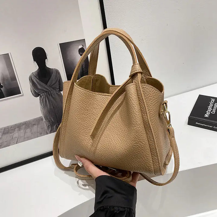 Italienisch Inspirierte Personalisierte Schlichte Ein-Schulter Achsel Bucket Bag Retro Umhängetasche im Korbdesign - Damenmode online kaufen | Isabell Boutique