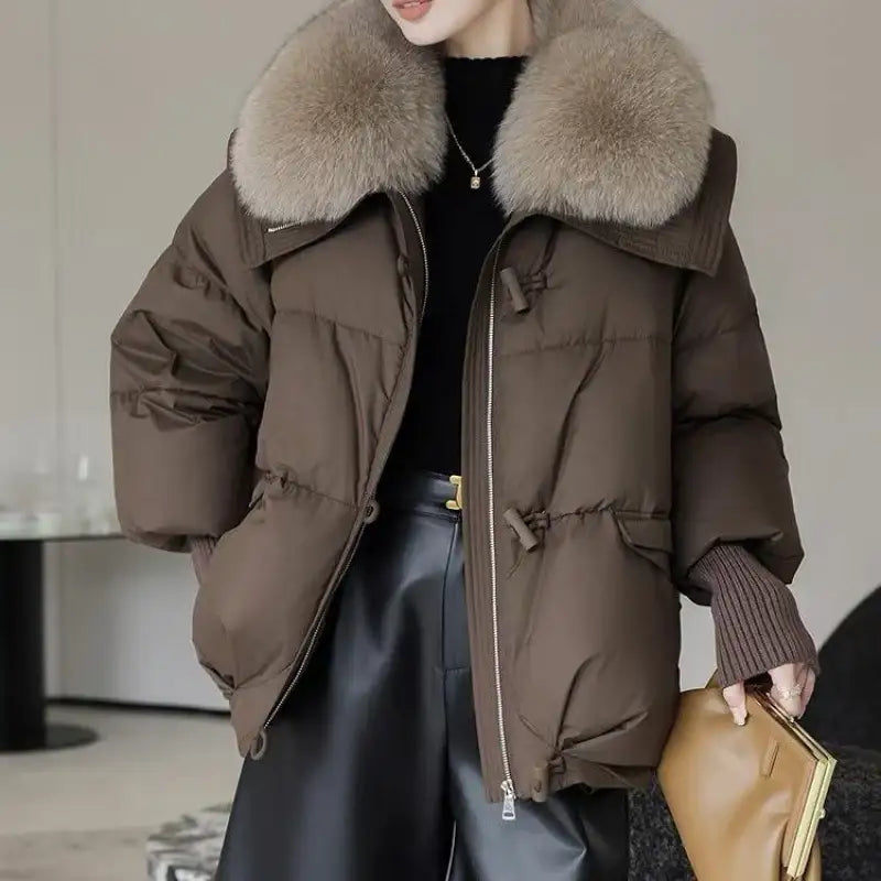 Braune Winterjacke mit Pelzkragen, Damenmode, stilvoll, IsabellBoutique030