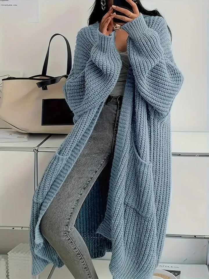 Langer Damen-Strickcardigan für Herbst und Winter – locker geschnitten, vielseitig kombinierbar, mit langen Ärmeln - Damenmode online kaufen | Isabell Boutique