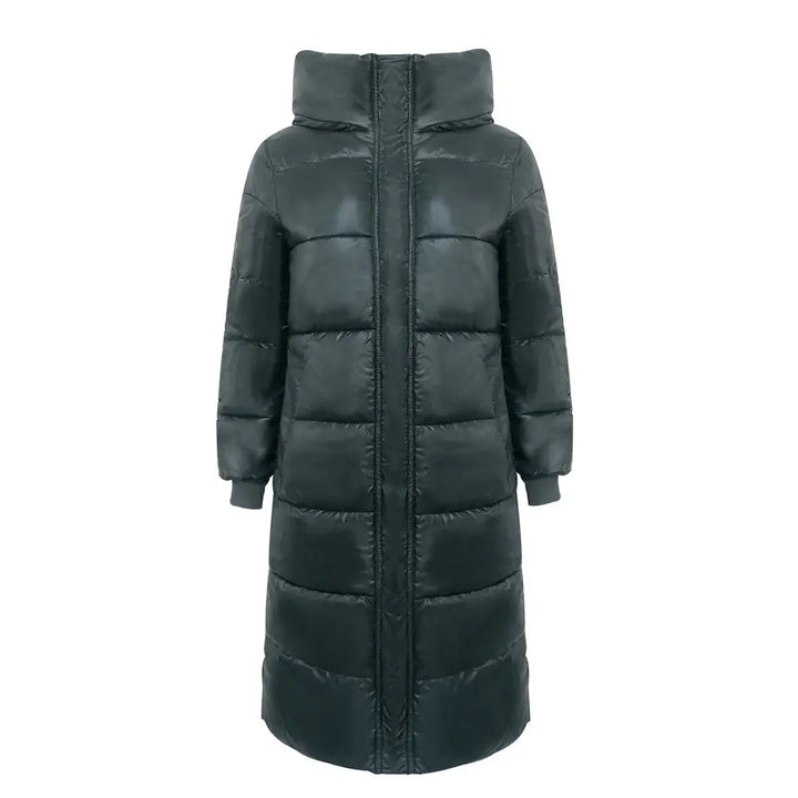 Schwarzer Damen-Steppmantel mit hohem Kragen isoliert, für Damen, IsabellBoutique030
