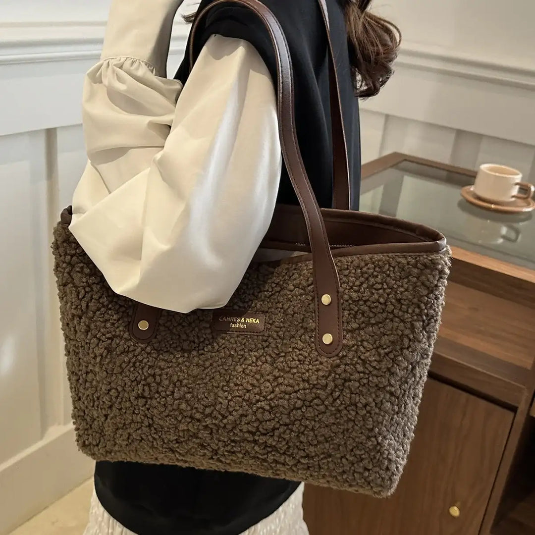 Modische, flauschige und vielseitige Damen-Schultertasche - Damenmode online kaufen | Isabell Boutique