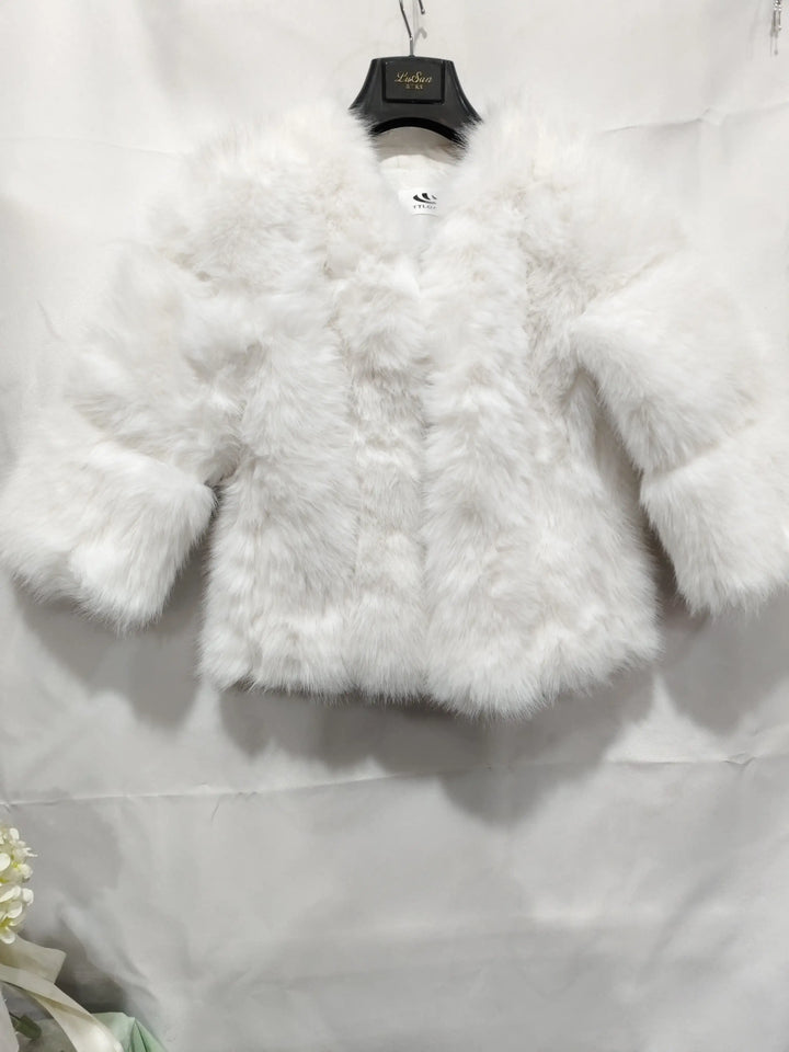 Weißer Kunstfellmantel für Damen, flauschig, elegant. IsabellBoutique030