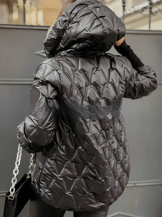 Schwarze Steppjacke mit Kapuze, Damenmode bei IsabellBoutique030