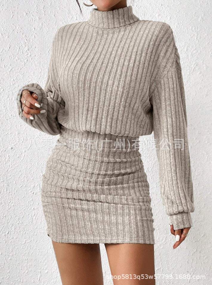 Langarm-Strickanzug mit hohem Kragen und Rippstrick-Design - Damenmode online kaufen | Isabell Boutique