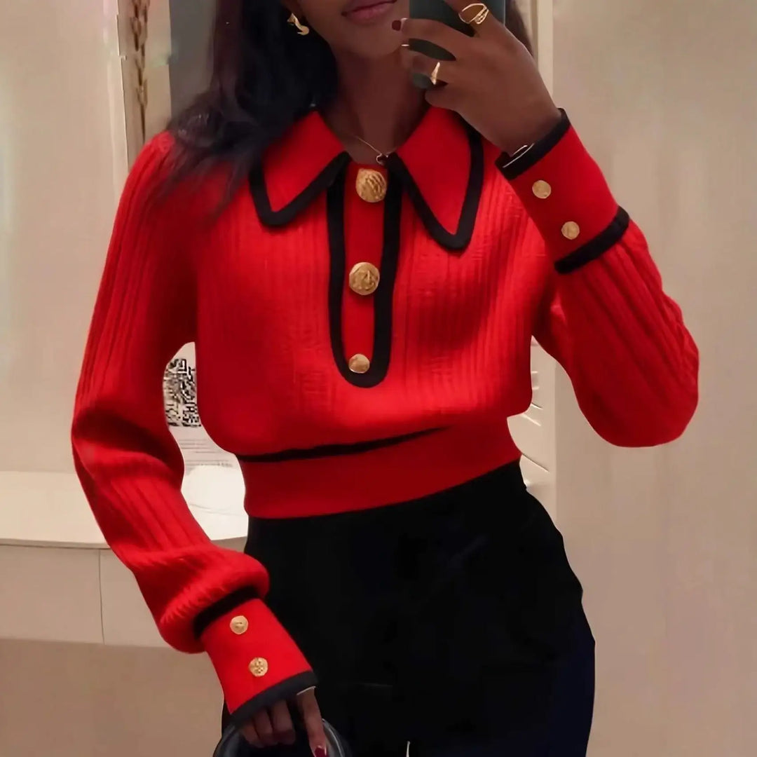 Roter Damen Pullover mit Kragen, Schwarze Details, Goldknöpfen. Trendige Mode bei IsabellBoutique030