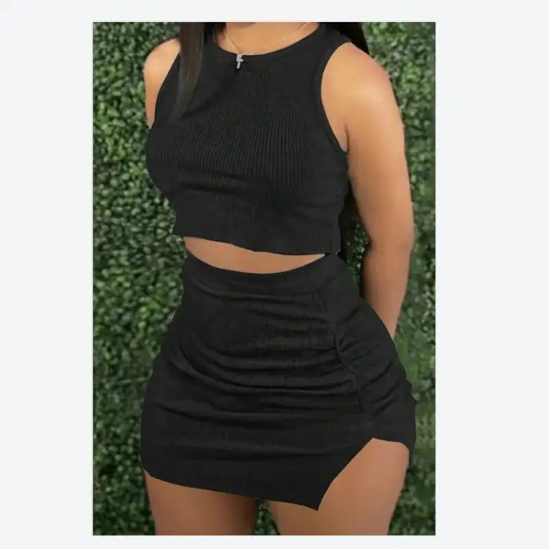 Geripptes Crop Top mit Figurbetontem Rock – Damen Set - Damenmode online kaufen | Isabell Boutique