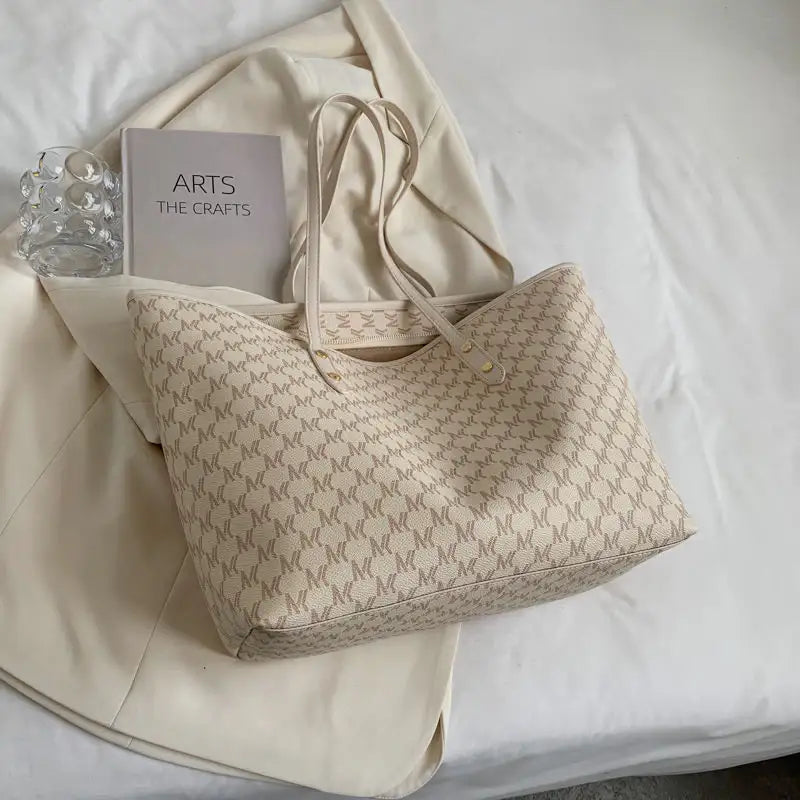 Damen Schultertasche mit Großem Fassungsvermögen – Vielseitige Pendler Tote Bag - Damenmode online kaufen | Isabell Boutique