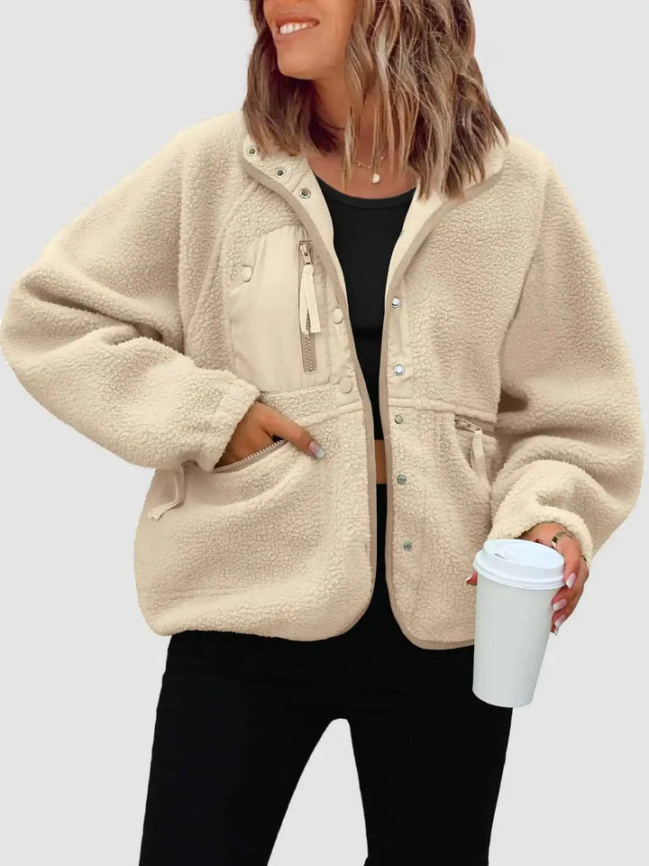 Beige Teddyjacke mit Reißverschluss, Damenmode Style bei IsabellBoutique030