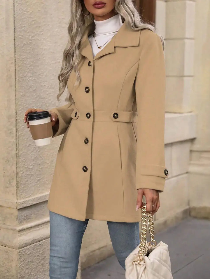 Beigefarbener Mantel mit Knöpfen, Blazer-Stil bei IsabellBoutique030