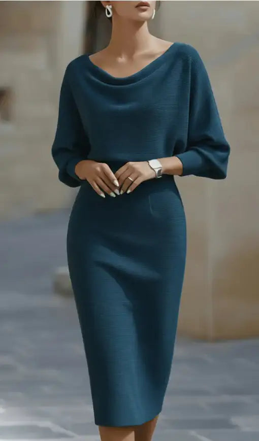 Elegantes, figurbetontes Damenkleid in einfarbigem Design (Plus Size) mit edlem Look - Damenmode online kaufen | Isabell Boutique