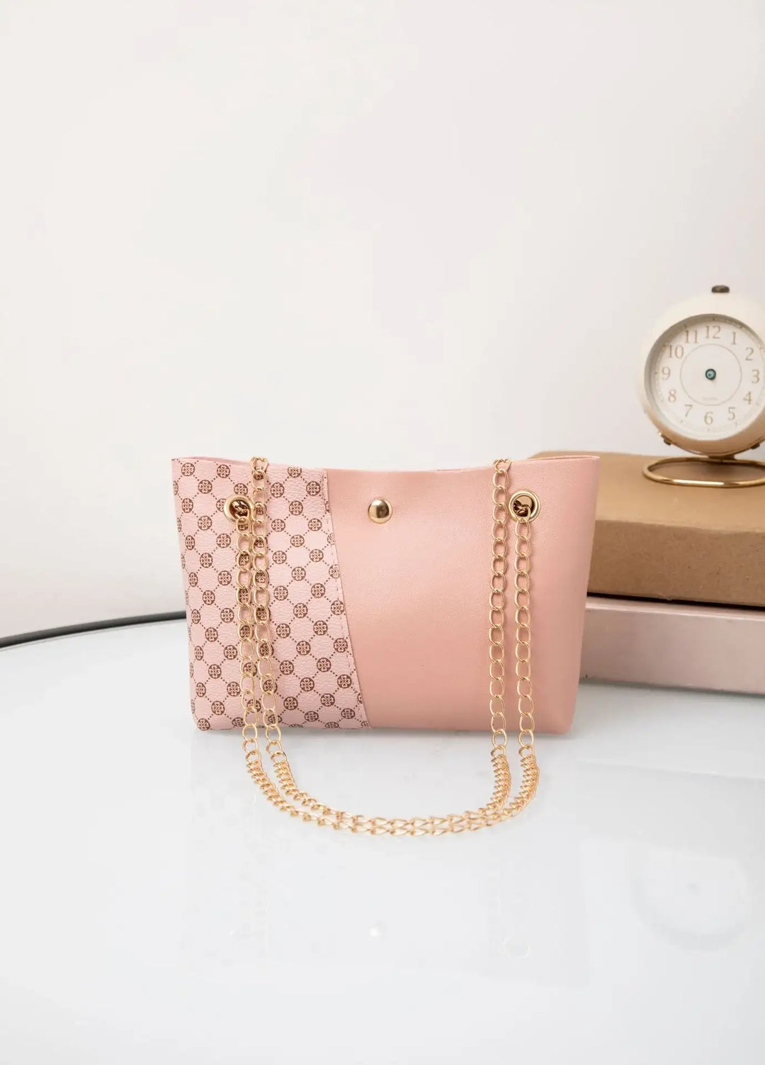Rosa Handtasche mit Kette und Muster IsabellBoutique030