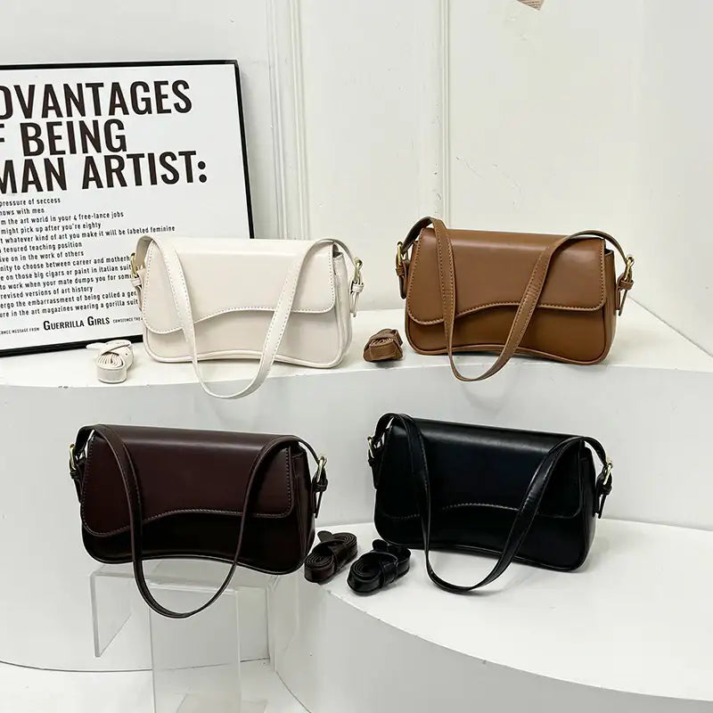 Elegante Schultertaschen in Weiß, Braun, Schwarz. Klassische Damentaschen bei IsabellBoutique030