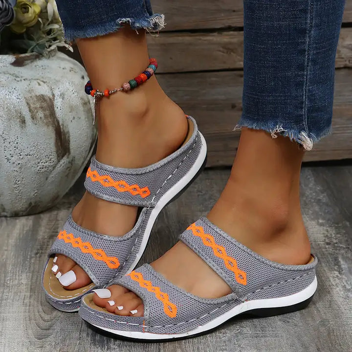 Neue Damen Plateau-Pantoletten mit Muffin-Sohle für den Frühling - Damenmode online kaufen | Isabell Boutique