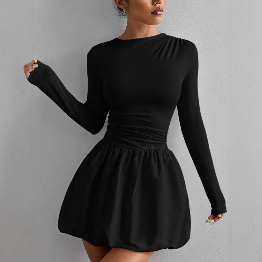 Schwarzes Langarm-Kleid mit Raffung und A-Linie, elegant und figurbetont, IsabellBoutique030
