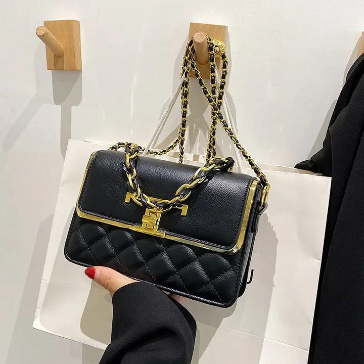 Handtasche mit Diamantkette – Elegante und Stilvolle Schultertasche - Damenmode online kaufen | Isabell Boutique