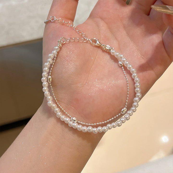 Elegantes Perlenarmband in Weiß mit feiner Kette, perfekt für Damenmode, IsabellBoutique030