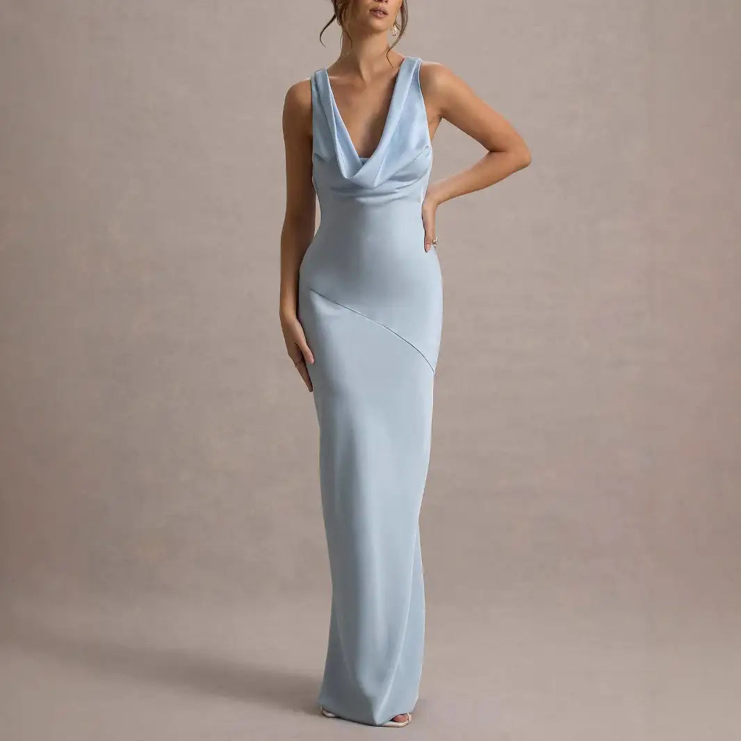 Elegantes, rückenfreies Premium-Satin-Kleid in Slim-Fit mit Meerjungfrau-Schnitt - Damenmode online kaufen | Isabell Boutique