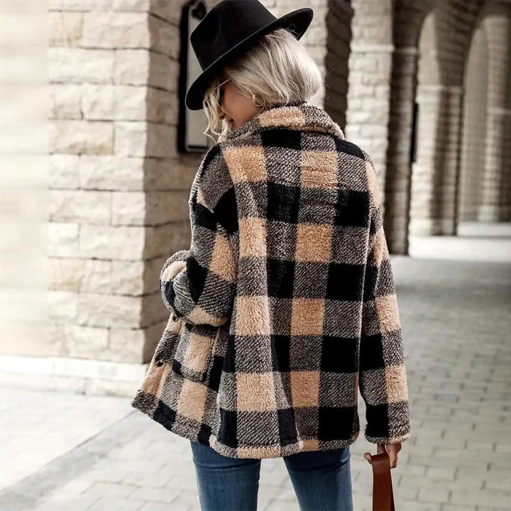 Karomuster Teddyjacke in Beige ve Schwarz, Damenmode bei IsabellBoutique030
