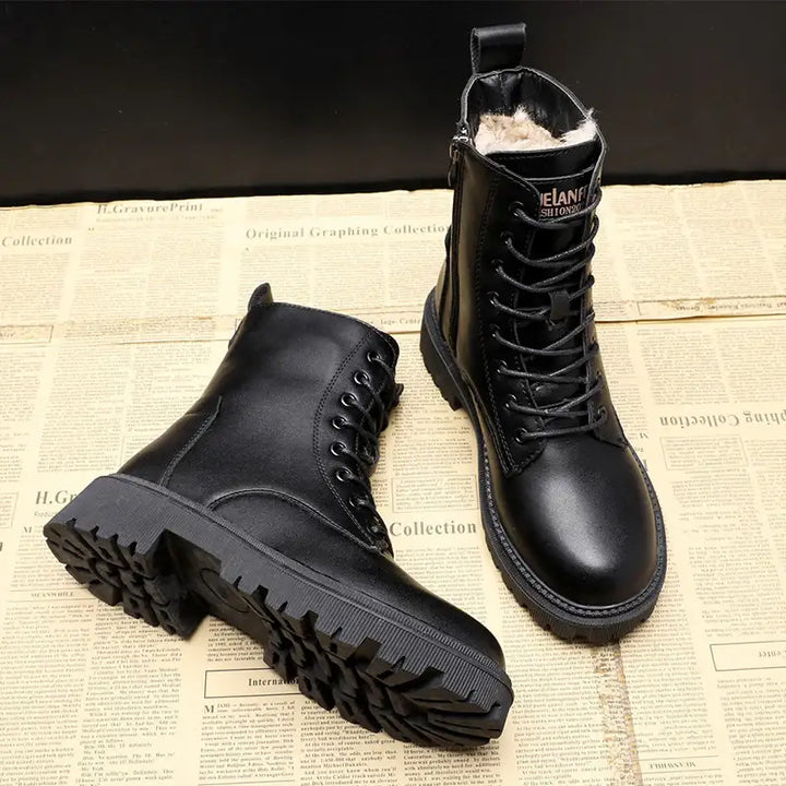Schwarze Damen-Lederstiefel mit Schnürung, flauschig gefüttert, robust, IsabellBoutique030